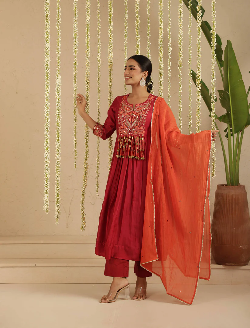 Gulabik Maroon and Orange Tassel Set