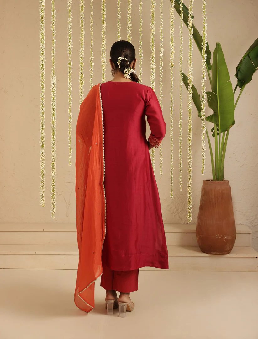 Gulabik Maroon and Orange Tassel Set