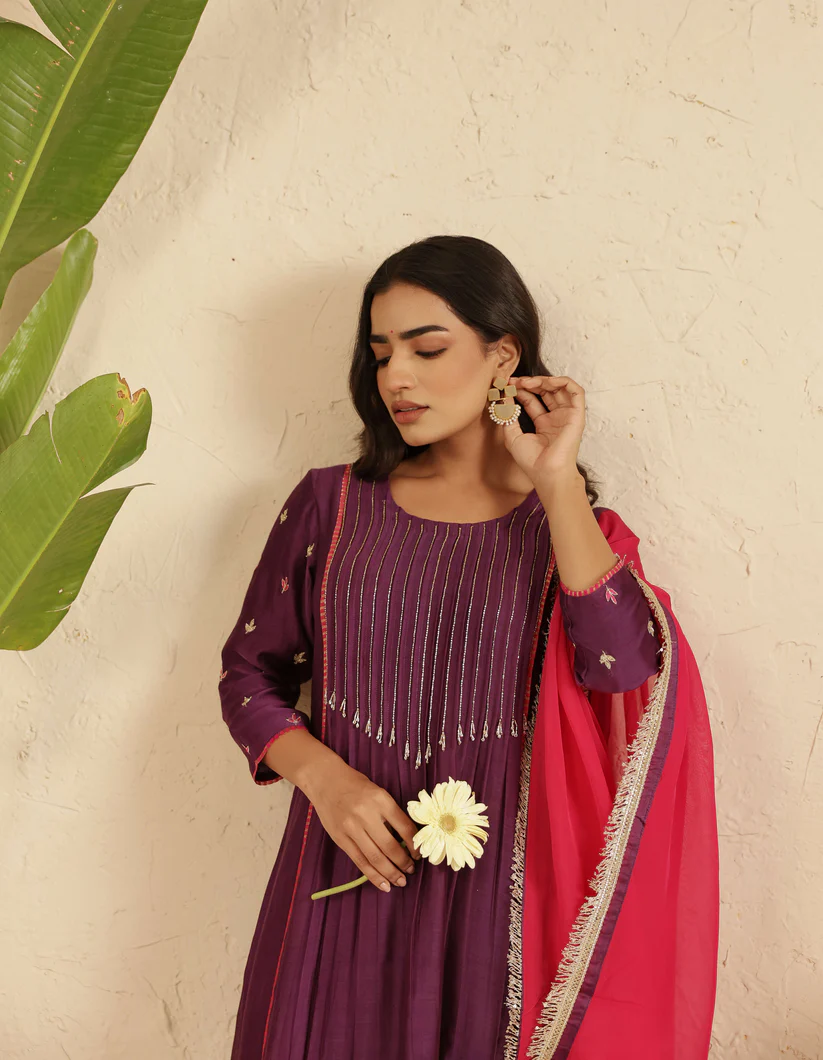 Gulabik Purple Cut Daana Tassel suit set
