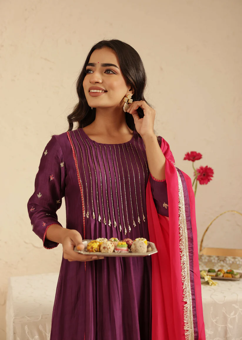 Gulabik Purple Cut Daana Tassel suit set