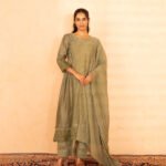 Gulabik Gulposh Suit Set - Moss Green