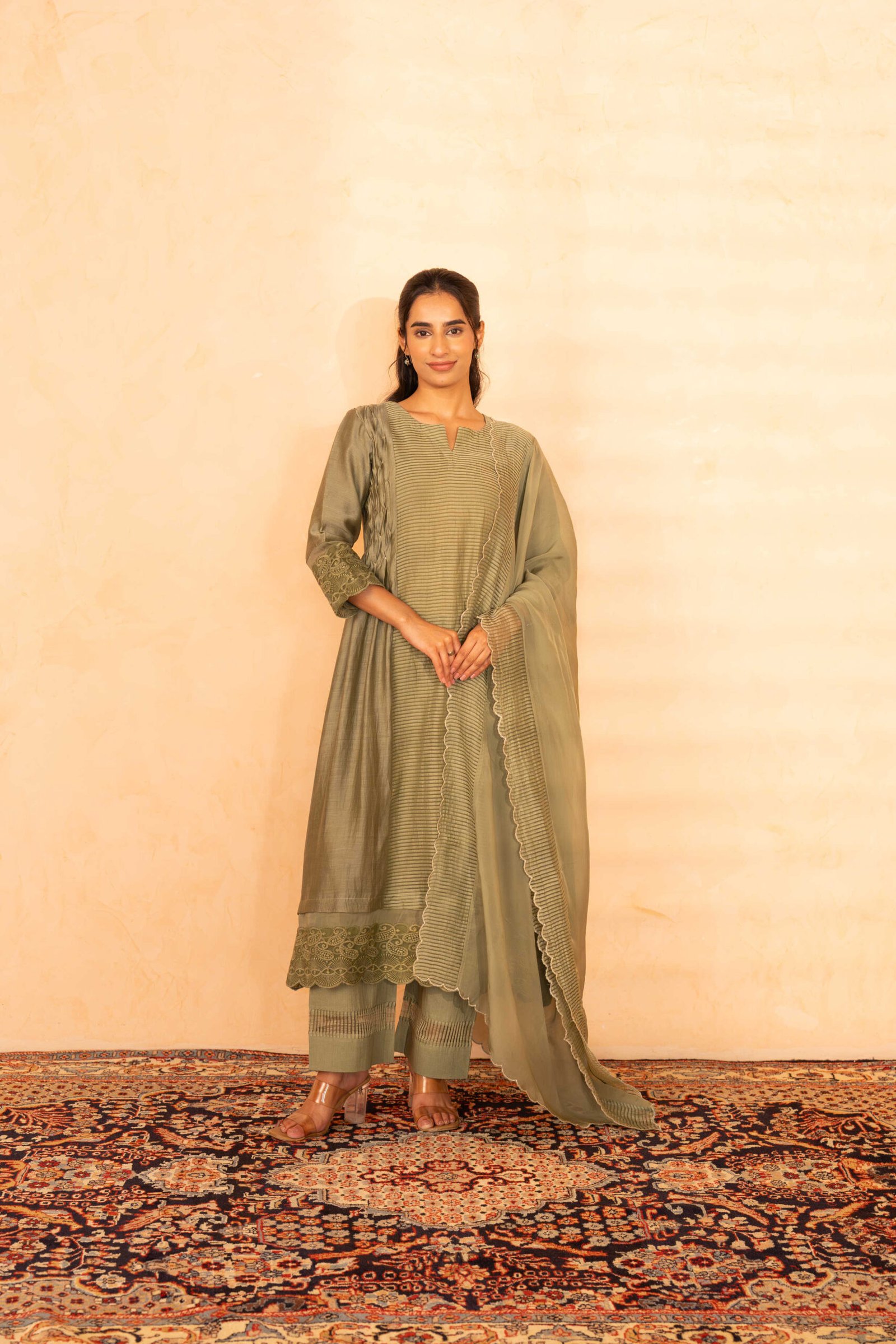 Gulabik Gulposh Suit Set - Moss Green