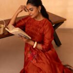 Gulabik Chinar Kurta Pant Set - Rust