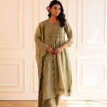 Gulabik Kanak Suit Set - Moss Green