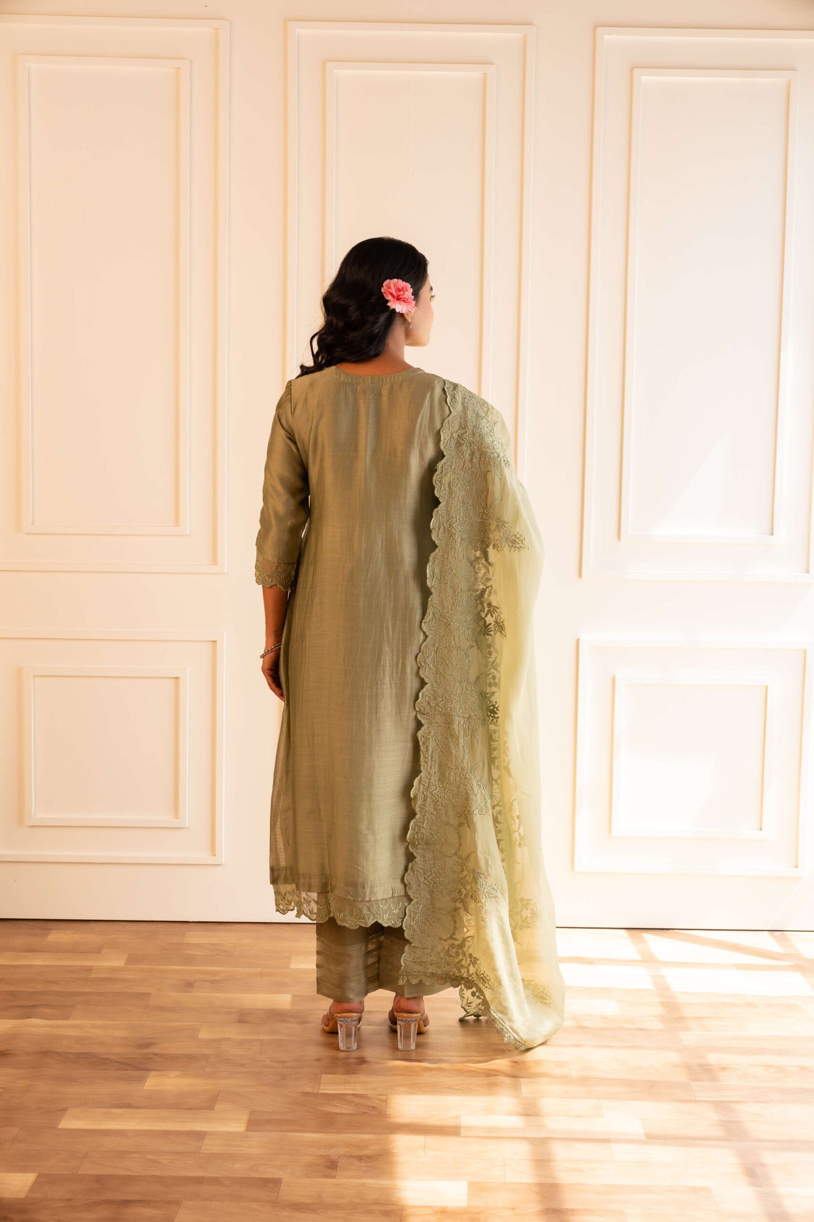 Gulabik Kanak Suit Set - Moss Green
