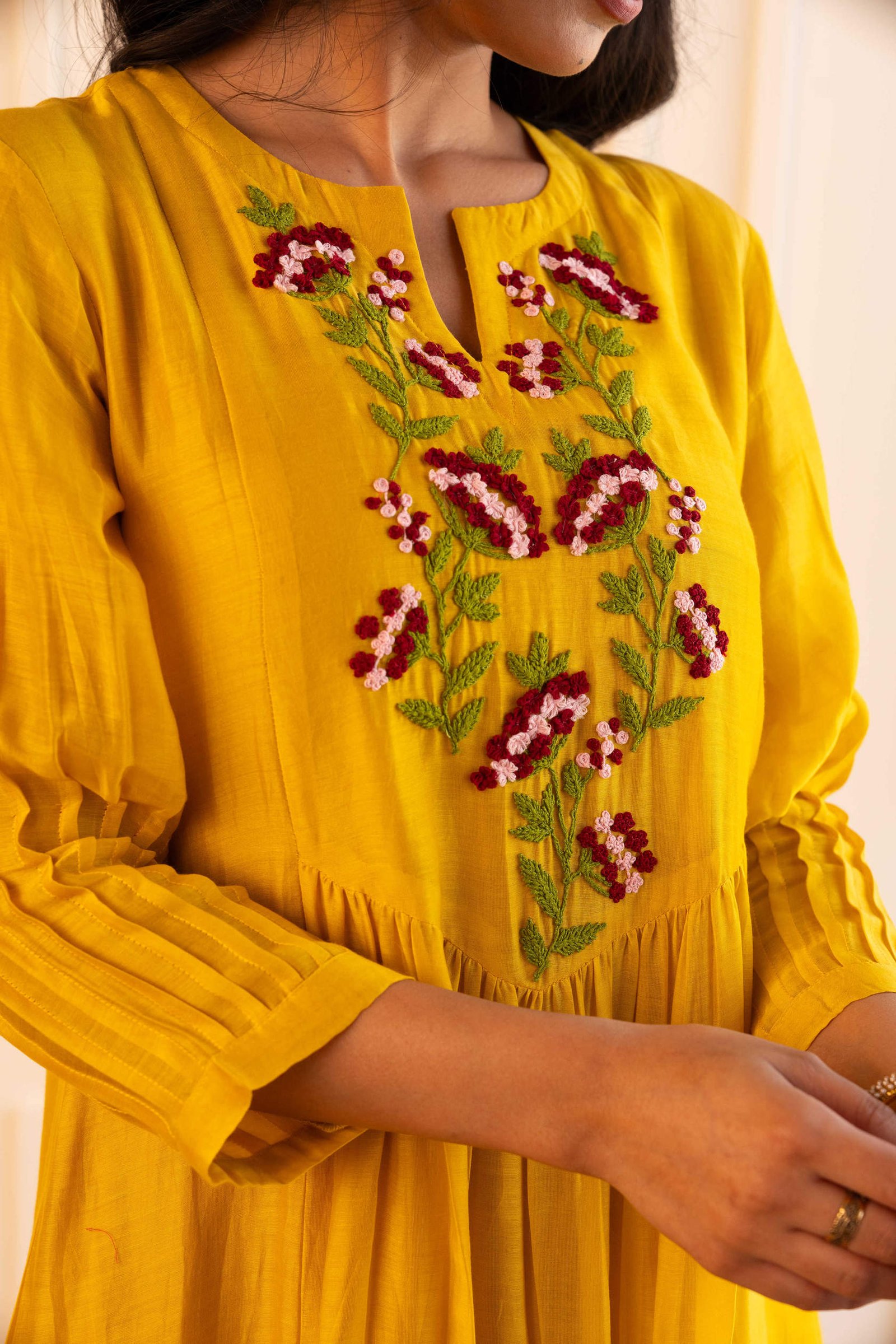 Gulabik Kiana Kurta Pant Set - Yellow