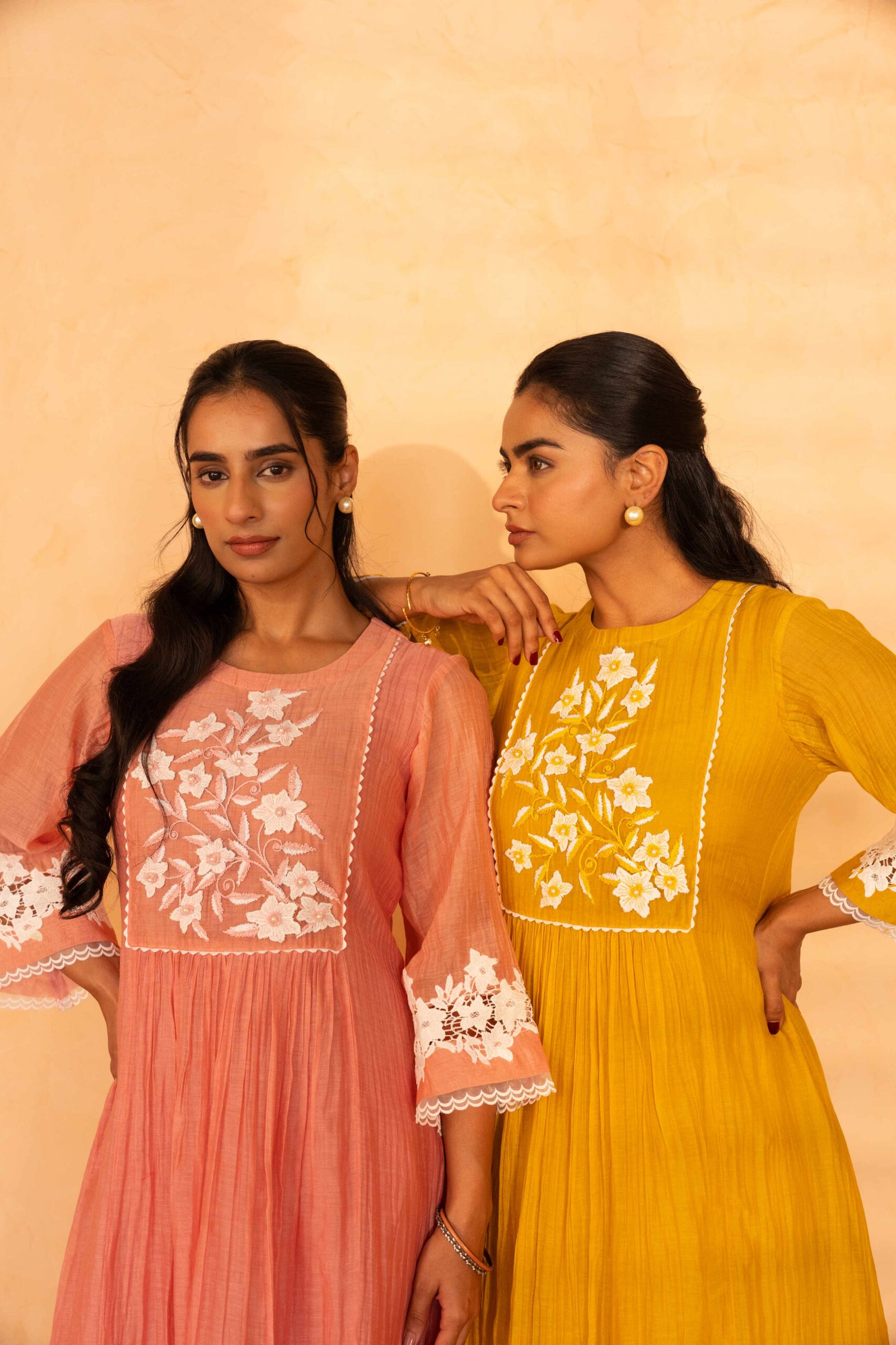 Gulabik Rati Kurta Pant Set - Yellow