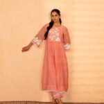 Gulabik Rati Kurta Pant Set - Peach