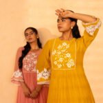 Gulabik Rati Kurta Pant Set - Peach