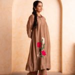 Gulabik Shubha Kurta Pant Set - Beige