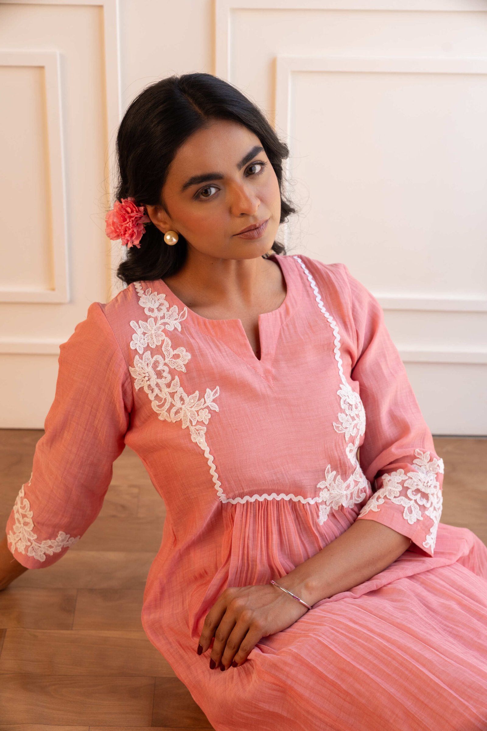 Gulabik Pragya Kurta Pant Set - Peach